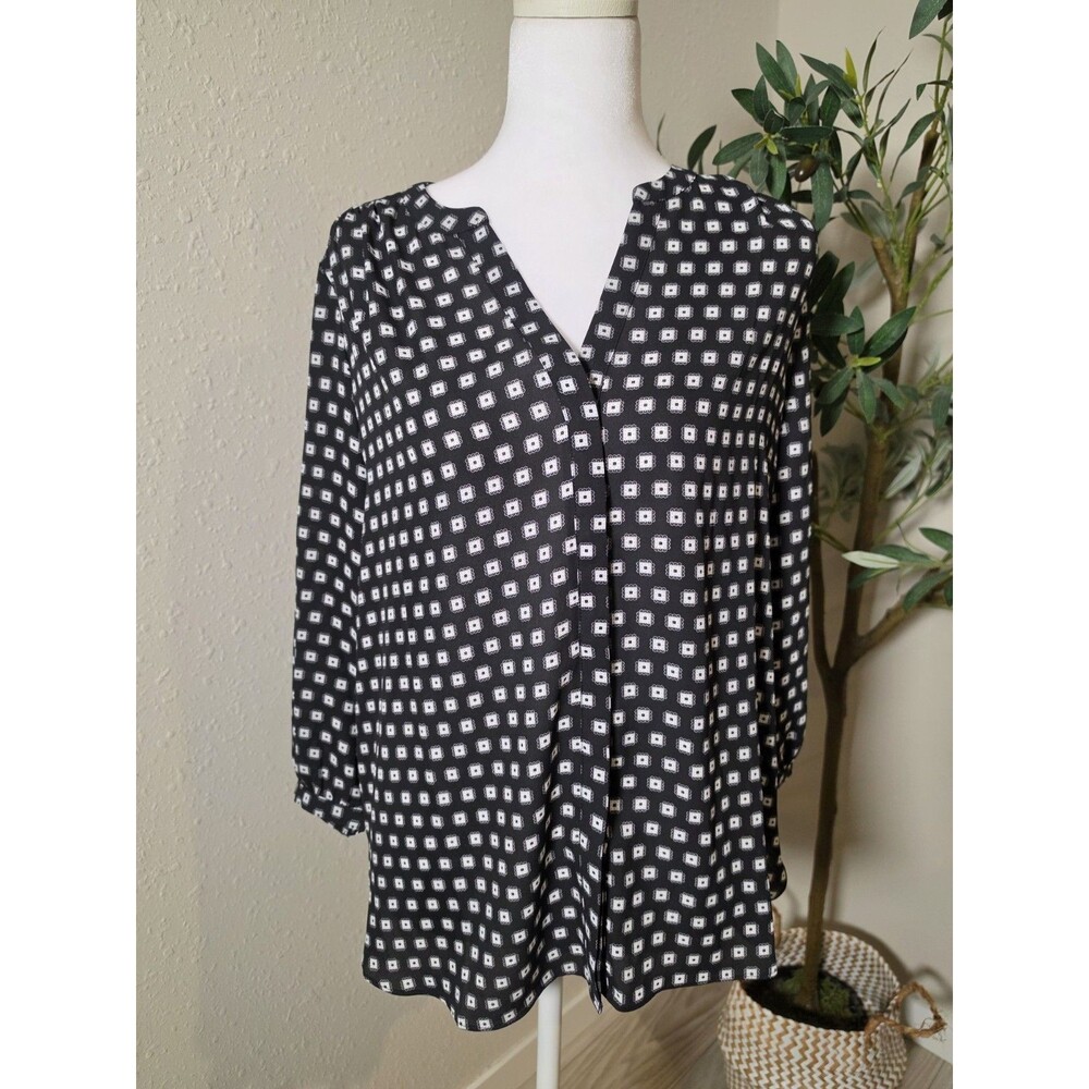 NYDJ Black & White Geometric Print Blouse Size S NWT